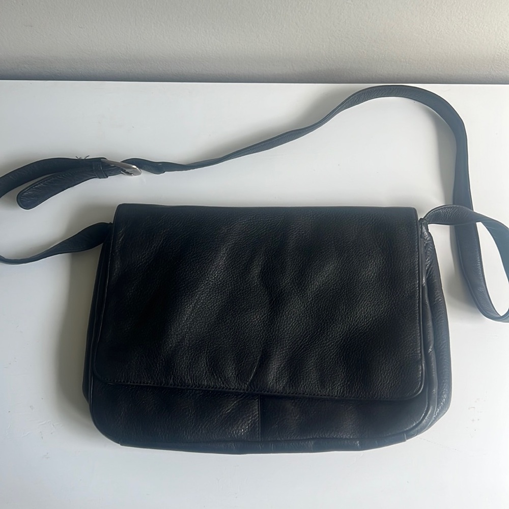 Stone Mountain Black Leather Messenger Bag